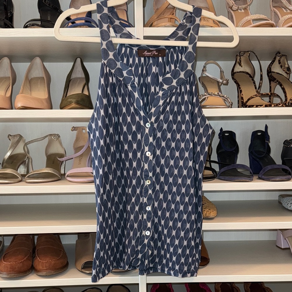 Sweet Pea by Stacy Frati Blue Patterned Sleeveless Blouse